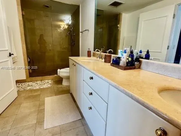 2100 N Ocean Blvd APT 9E, Fort Lauderdale, FL 33305