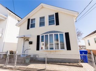 16 Clifford St, Pawtucket, RI 02860