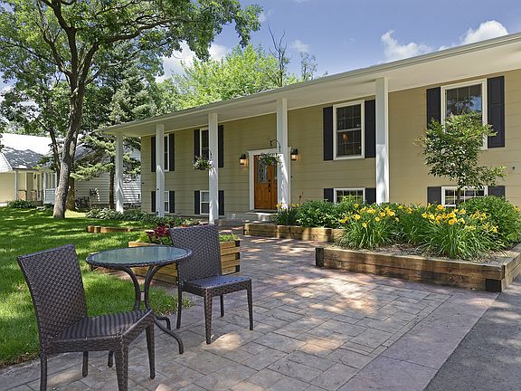 3rd image of 2301 S Coon Creek Dr NW