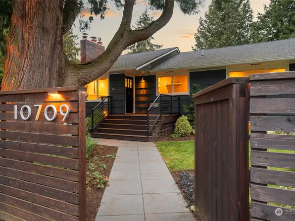 10709 14th Avenue NE, Seattle, WA 98125