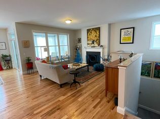 50 Laurentide Ln, South Burlington, VT 05403