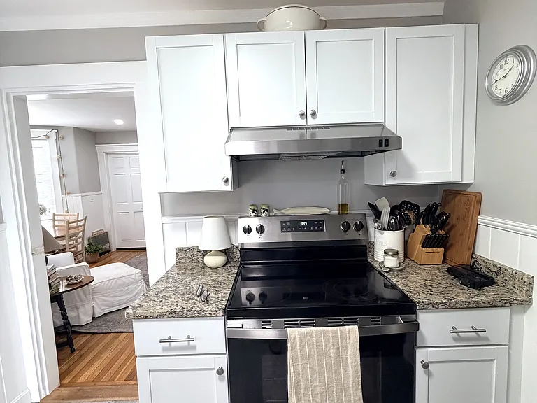 47 Laurel St #1F — Photo 8