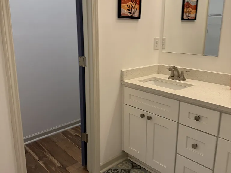 2206 Loring Ct #4 — Photo 8