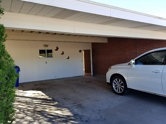 3rd image of 708 S Santa Ana Dr