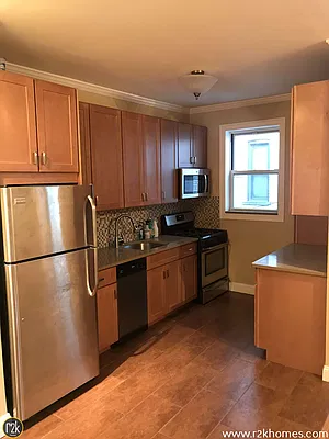 Rented by Realty 2000 Corp | media 2