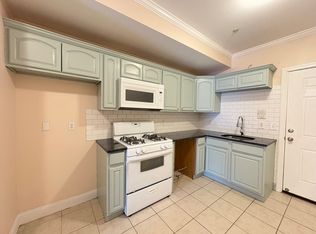 180 Ferry St #2A, Newark, NJ 07105