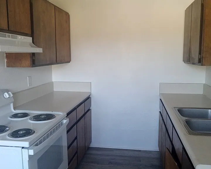 182 Molly St #14 — Photo 1