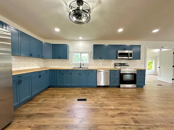 10094 State Route 669, Crooksville, OH 43777