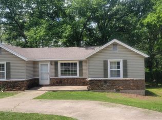 2002 Cash St, Neosho, MO 64850