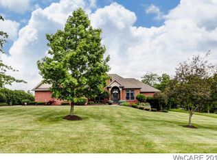 5044 Brookhill Ln, Lima, OH 45807