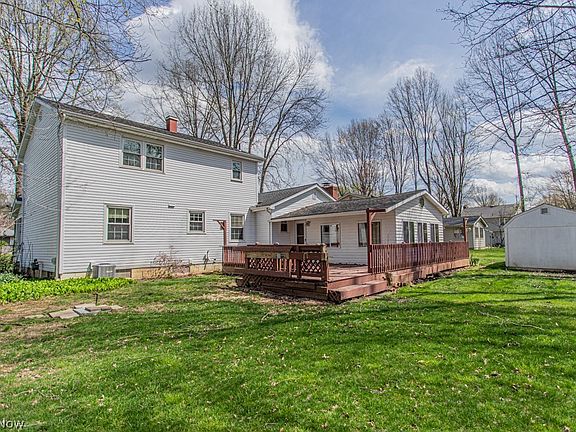 4th image of 733 Squirrel Hill Ct