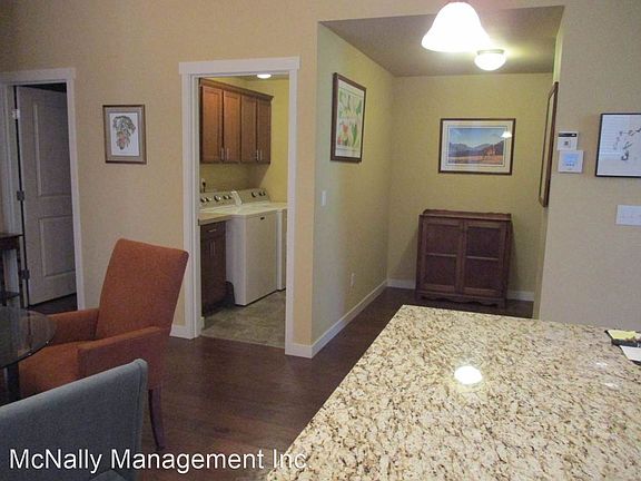 5th image of 11521 Portage Pl