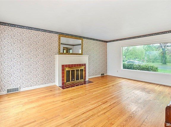 Gorgeous view of the lake through the picture window.