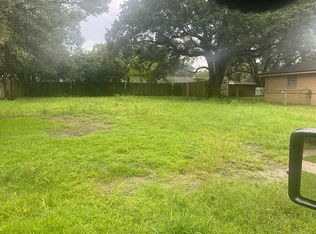 214 Douglas Dr, River Ridge, LA 70123