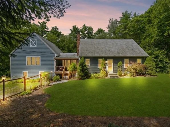 107 Doctor Braley Rd, East Freetown, MA 02717