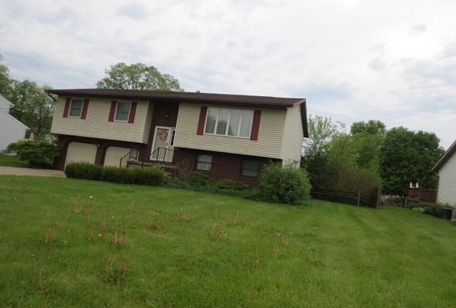 2nd image of 3422 Chagrin Ave SW