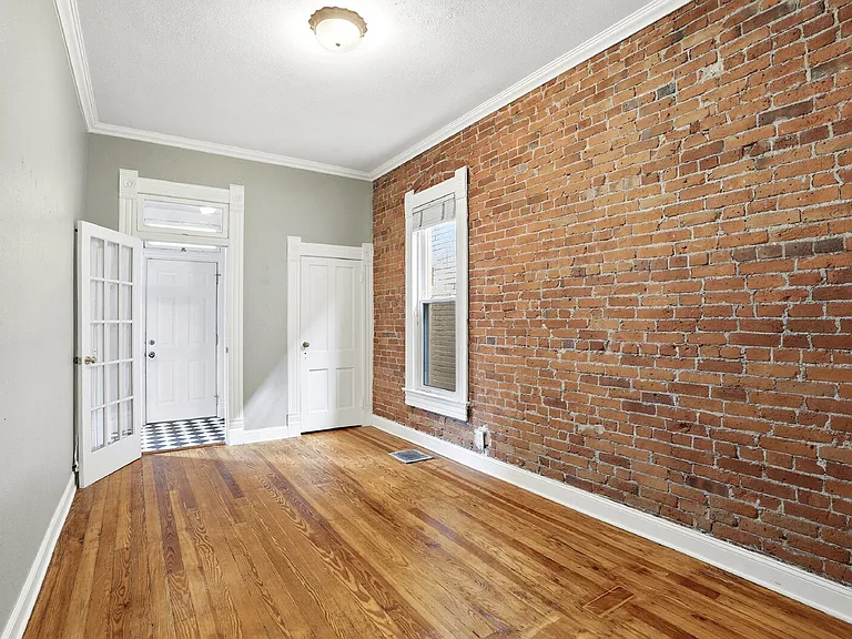 3131 California St — Photo 9