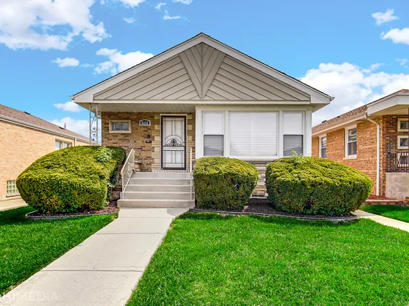 8235 S Whipple St, Chicago, IL 60652