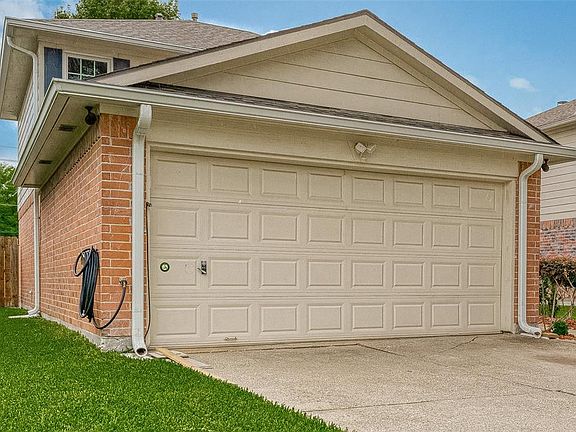 3rd image of 9110 Belle Glen Dr