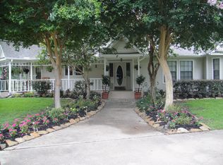 6917 Oak Ln, Richmond, TX 77406