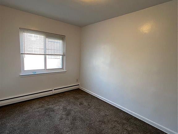 5th image of 3924 De Reimer Ave Floor 2