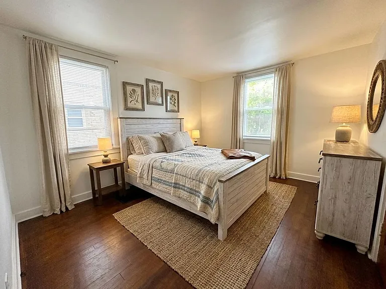 423 W Penn St — Photo 14