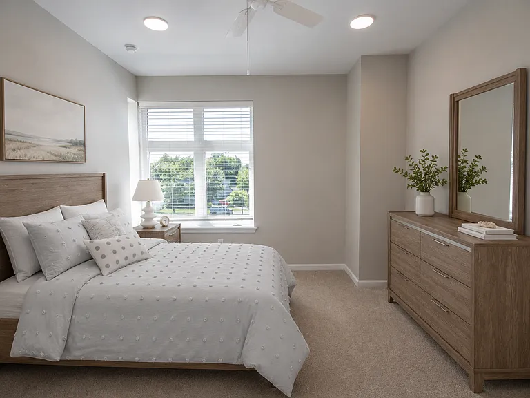 Lincoln Center - Townhomes — Photo 6