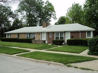 7538 W Douglas Ave, Summit, IL 60501