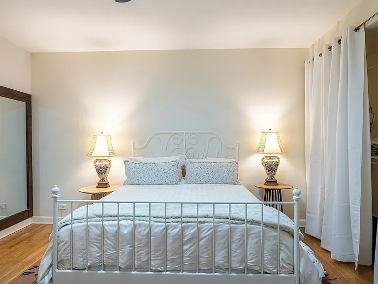 1516 Hinman Ave #103 — Photo 14
