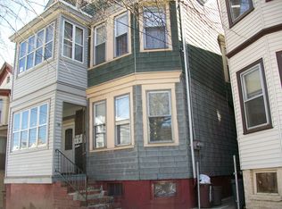 16 Goshen St, Paterson, NJ 07503
