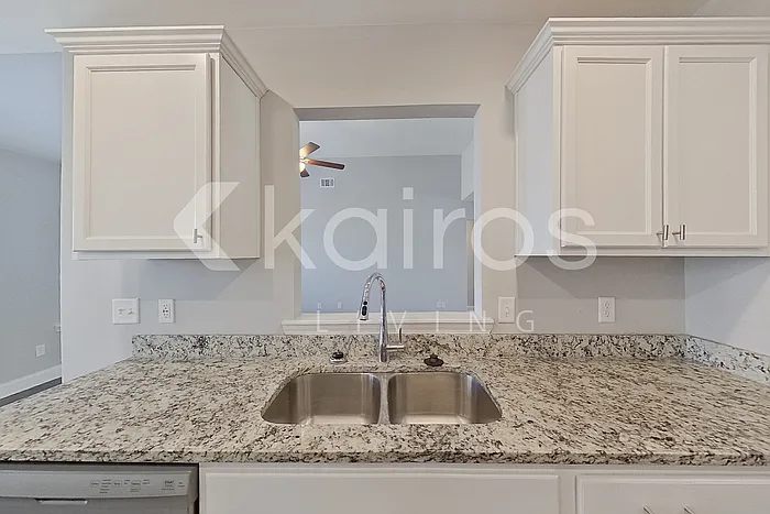 228 Western Red Cedar Dr — Photo 10
