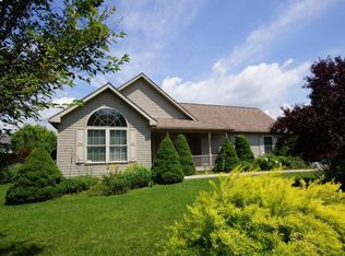 803 W 8th Ave, Parkesburg, PA 19365