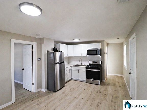 2nd image of 840 N 29th St #1
