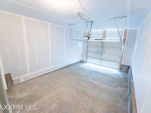5th image of 14404 S Ashburn Way