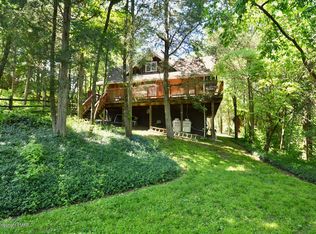 19 Chippawa Cir, Mount Bethel, PA 18343