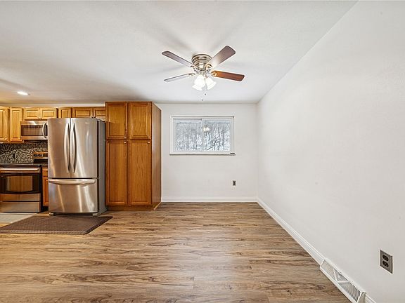 5th image of 190 Urban Rd