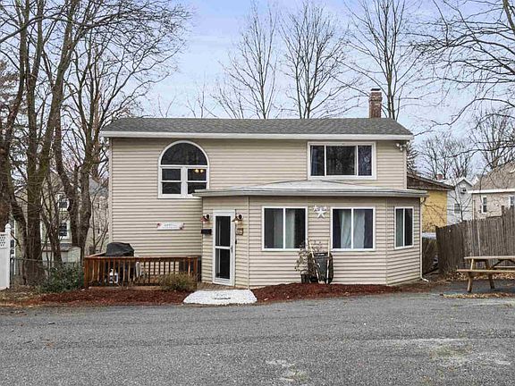 2nd image of 15 Kimball St