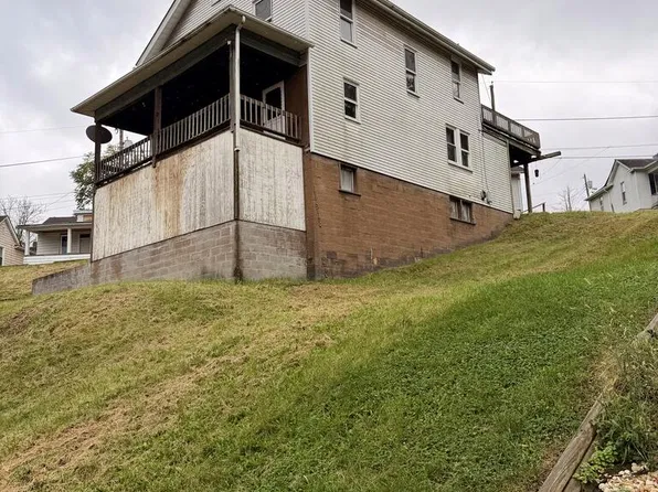 12 Forest Ave, Wheeling, WV 26003