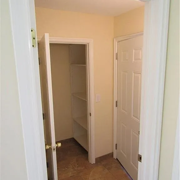 8901 Shore Cir — Photo 22
