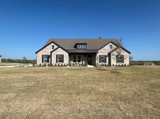 809 Valley Ridge Rd, Van Alstyne, TX 75495