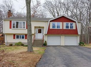 17 Pumpkin Pine Rd, Natick, MA 01760