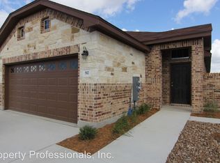 517 Creekside Frst, New Braunfels, TX 78130