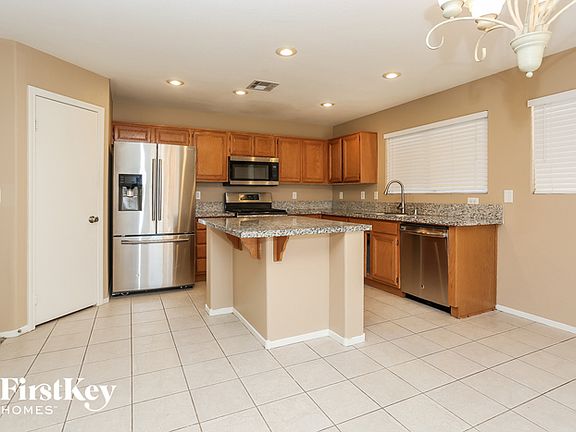 5th image of 6032 Magic Mesa St