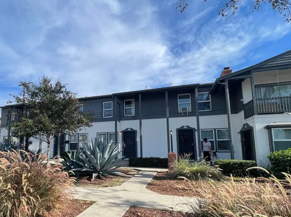 Costello Rcla Rubs, 7150 Costello Ave #3, Van Nuys, CA 91405