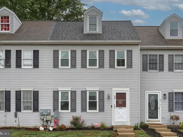 143 Northwood Ct, Lebanon, PA 17042