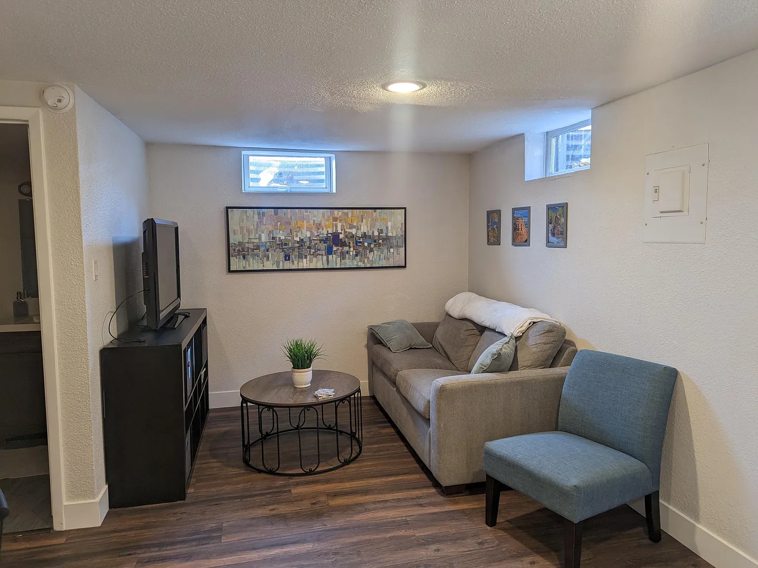 2 bed, 850 sqft, $1,700 — Photo 1