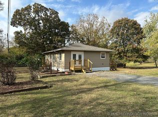 602 N County Line Rd E, Fort Gibson, OK 74434