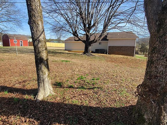 5th image of 1711 Haire Rd