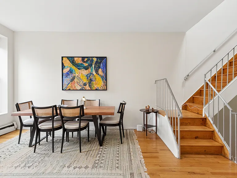 67 Bond St #2 — Photo 4