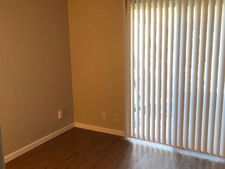 5532 E Knoll Dr — Photo 7